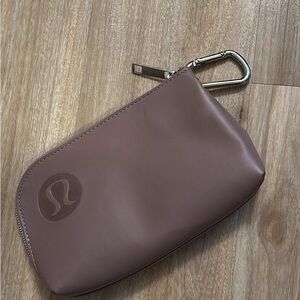 lululemon athletica Tan Toiletry Bag